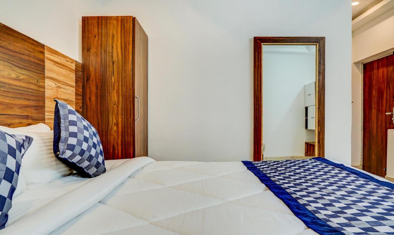 Hotel Whispering Oaks