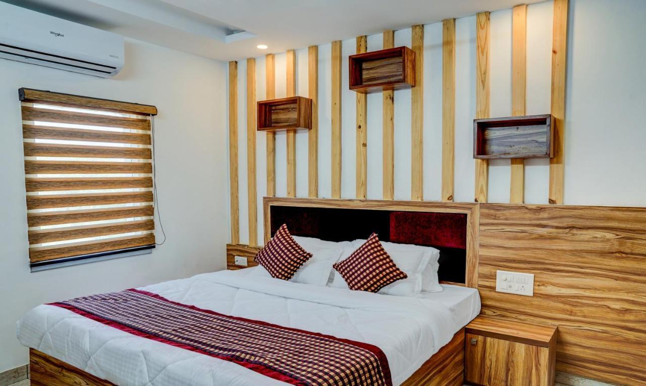 Whispering Oaks Hotel Chandigarh