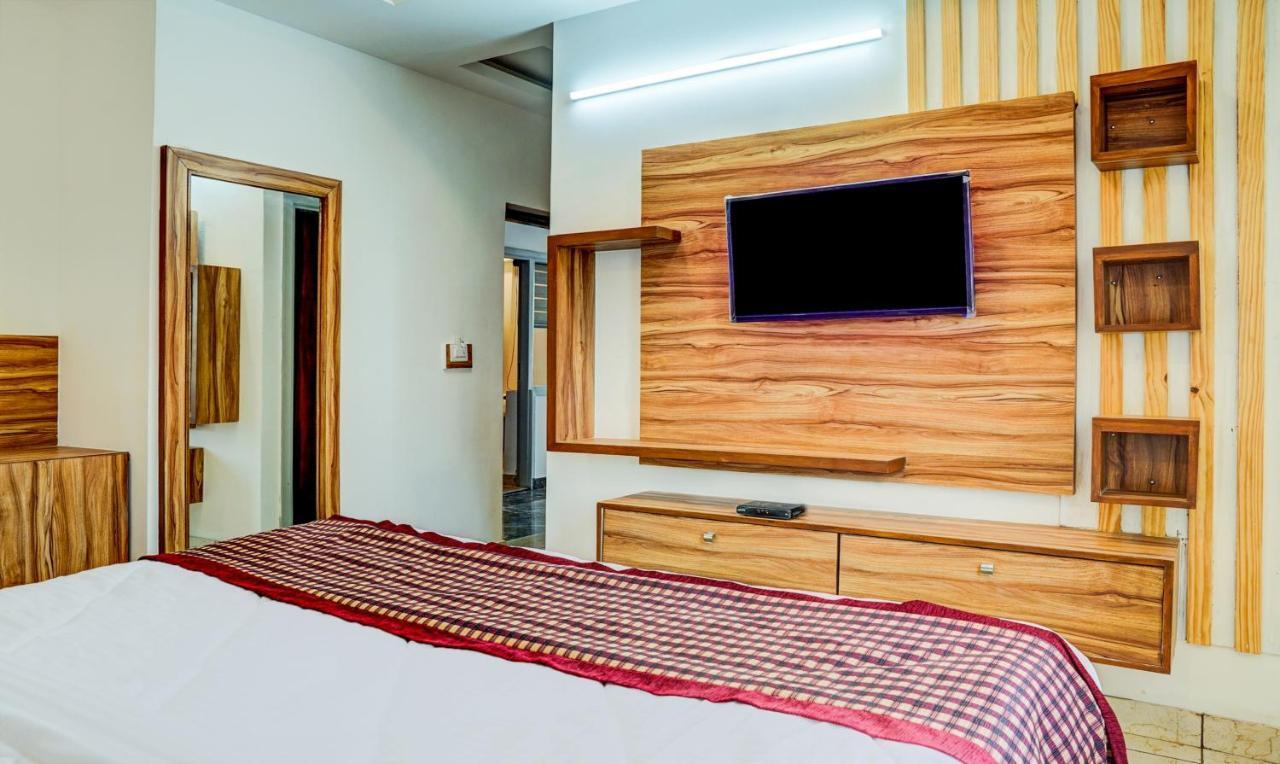 Whispering Oaks Chandigarh